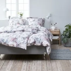 Høie Påslakanset ASTRID Satin 150x210 Rosa 8 Høie Påslakanset ASTRID Satin 150x210 Rosa -Sovrum affär 119839