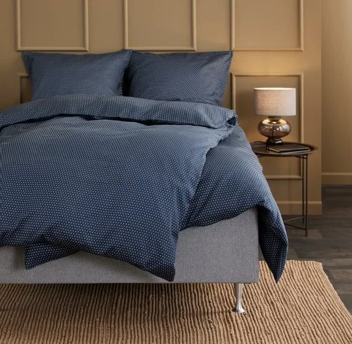 JYSK Påslakanset NIRA Satin 150x210 Mörkblå 5 JYSK Påslakanset NIRA Satin 150x210 Mörkblå - Bild 3