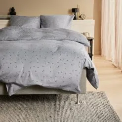 JYSK Påslakanset GERD Satin 150x210 Dimblå -Sovrum affär 194135