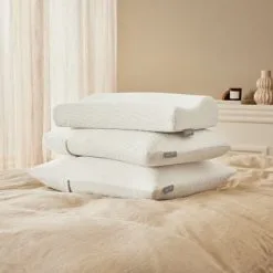 Kudde WELLPUR KVINA Vit 30x50x10/7 9 Kudde WELLPUR KVINA Vit 30x50x10/7 -Sovrum affär 198289 2